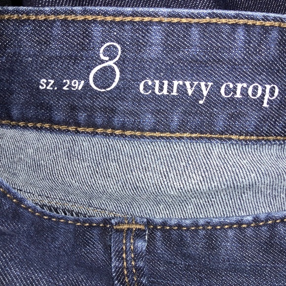 Ann Taylor Loft curvy crop jeans  Sz 8 denim zip & button closure - Picture 5 of 7